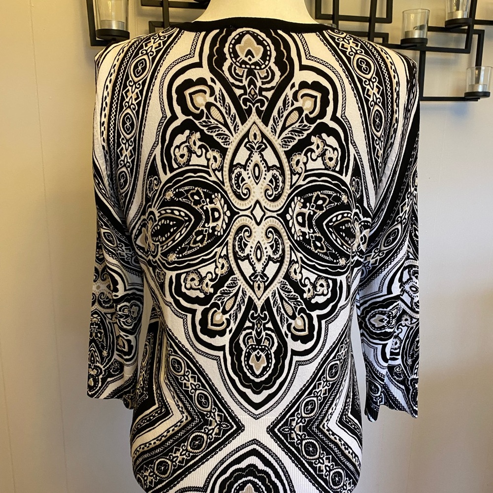 White house black market sweater/cardigan - Picture 4 of 9